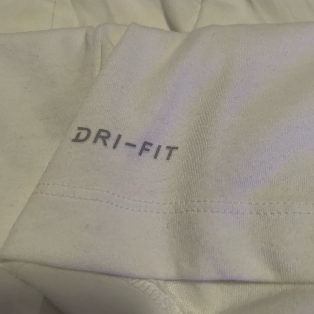 Nike Dri-Fit Tee - Picture 5 of 5